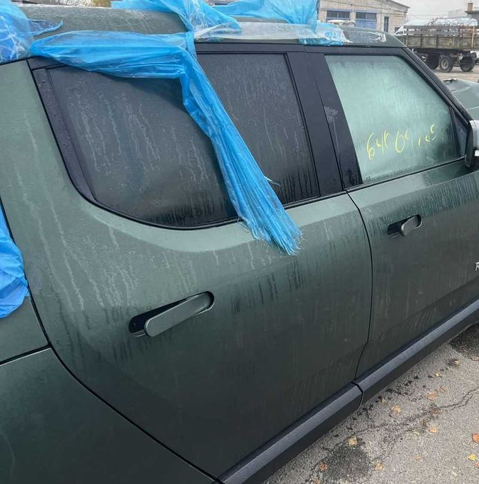 Запчатини Rivian R1T Розбірка Шрот Rivian R1T