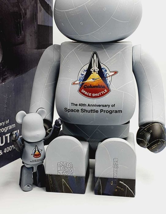 Medicom Toy Bearbrick x NASA Space Shuttle 100% 400%