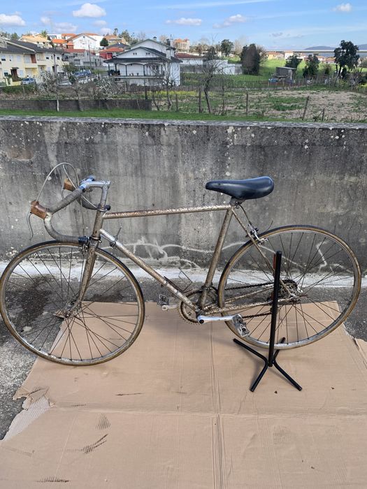 Bicicleta de corrida usada