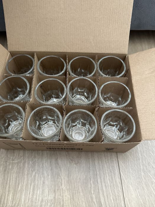 Kieliszki Finlandia 12 szt nowe 50 ml