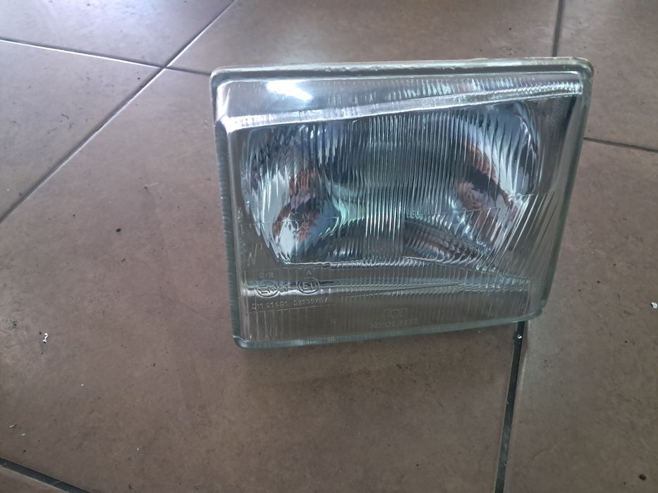 Vendo farois fiat uno 1 modelo 87