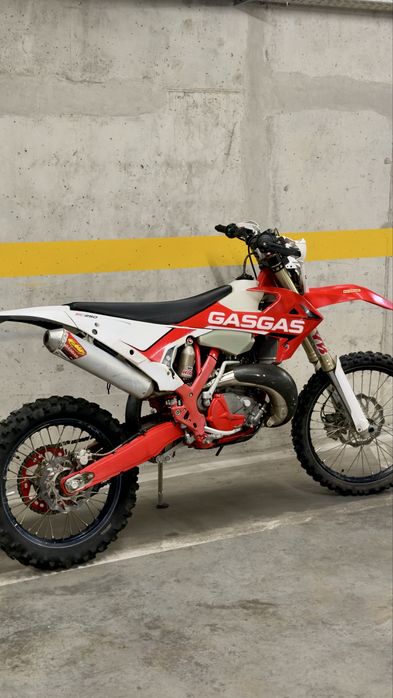 GasGas EC 250 2T – 2019 | 150h | Muitos extras