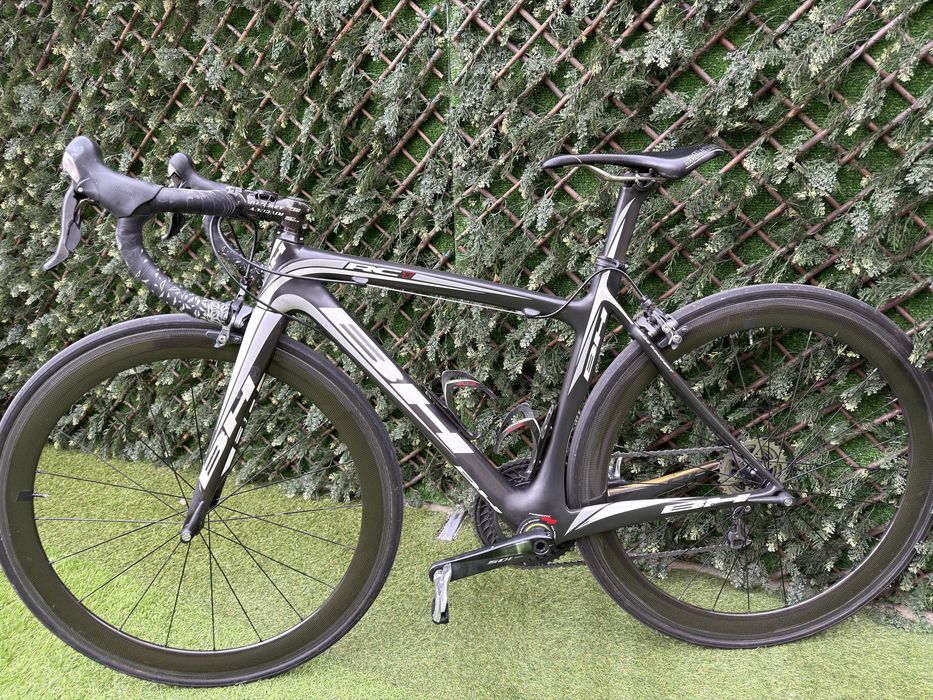 BH RC1 Quadro S toda em Carbono