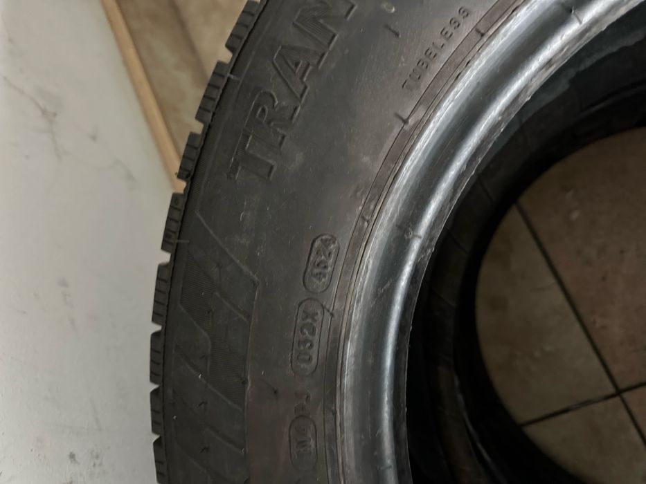 225/65/16 C шини у гарному стані