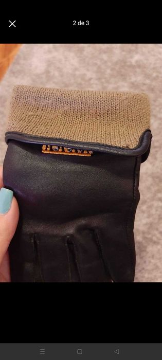 Luvas em pele da marca Friis & Company