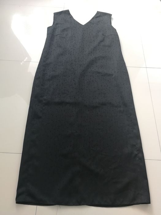 Czarna długa sukienka r.50