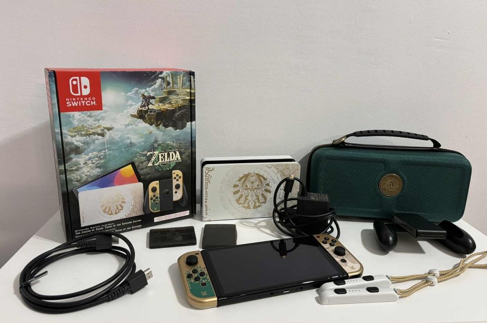 Nintendo switch OLED Zelda Edition