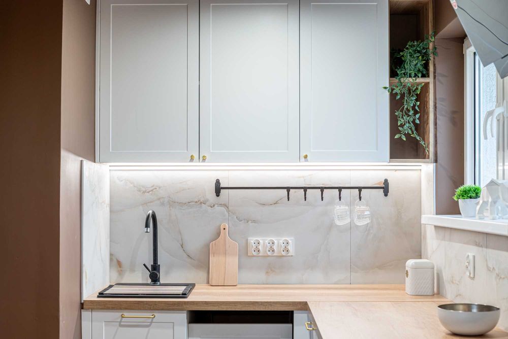 Bezpośrednio: 2-pok. z balkonem, po remoncie generalnym