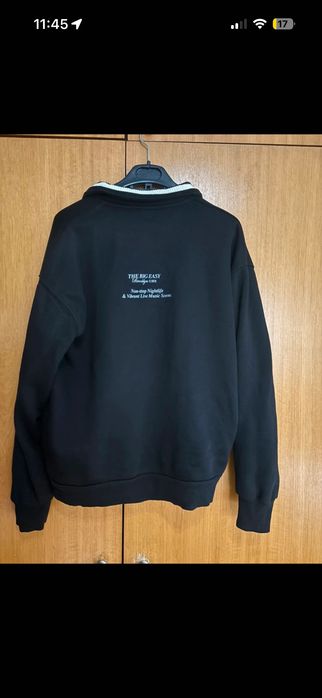 Sweatshirt / Camisola de meio fecho (Half-Zip) Preta Bershka