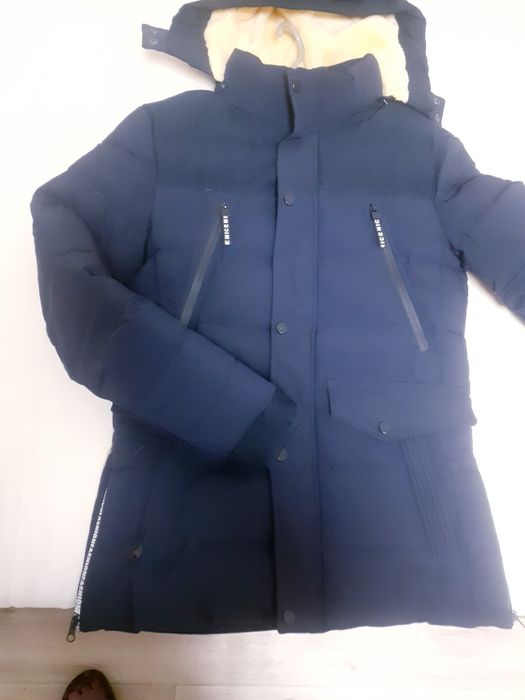 Зимова нова курточка на підлітка 140-146 см.