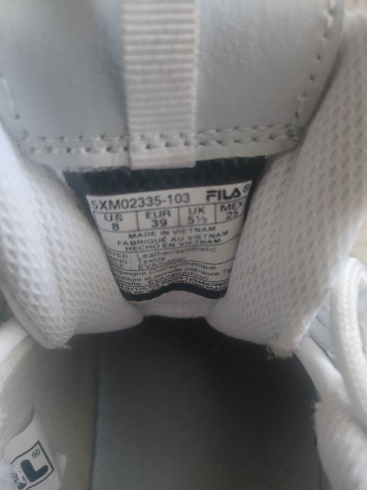 Sprzedam buty FILA jak nowe