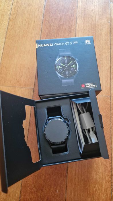 Huawei Watch GT 3 (46mm) (com braceletes adicionais)