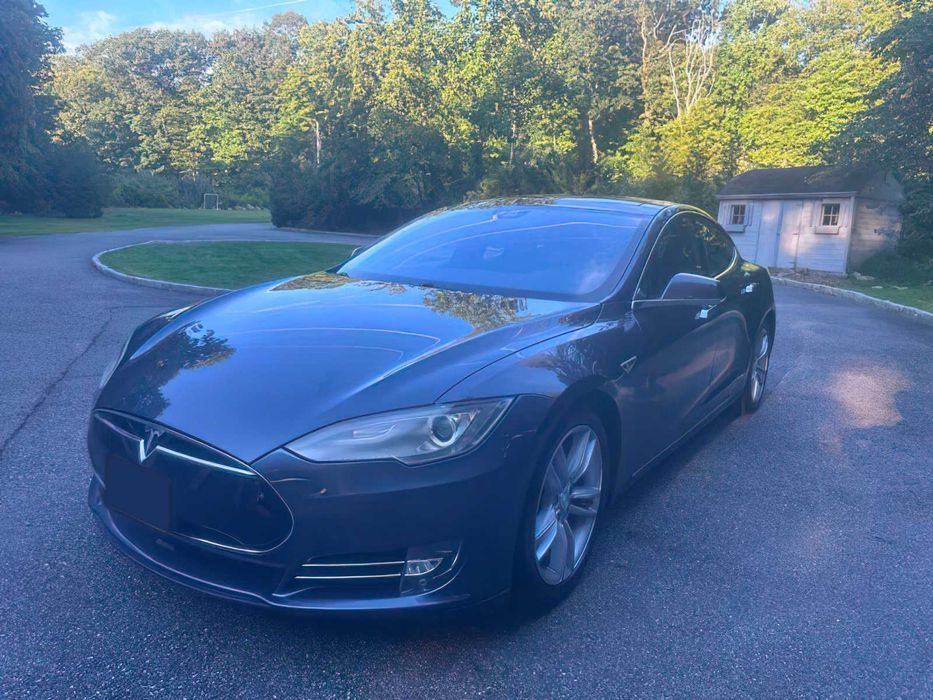 Tesla Model S 75      2016