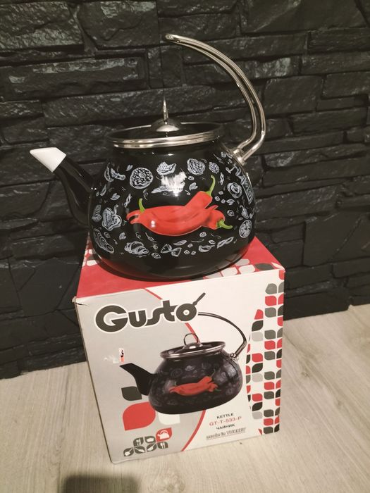 Чайники для плити Gusto.