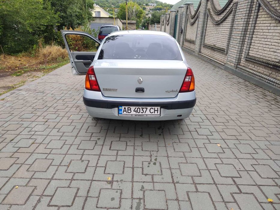 Renault Clio Symbol 2004