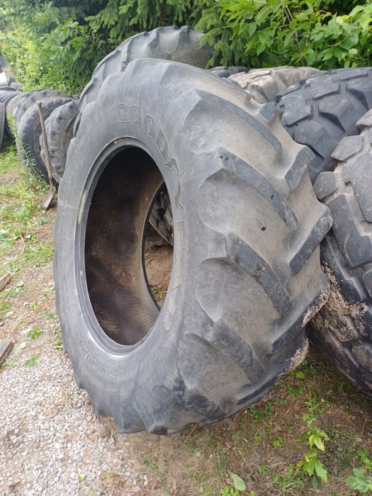 Goodyear 520/70R34
