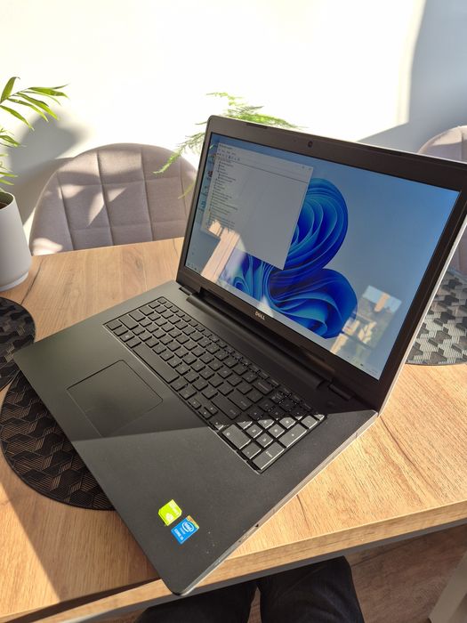 Laptop Dell 5748 17 cali i5  240GB SSD  gamingowy