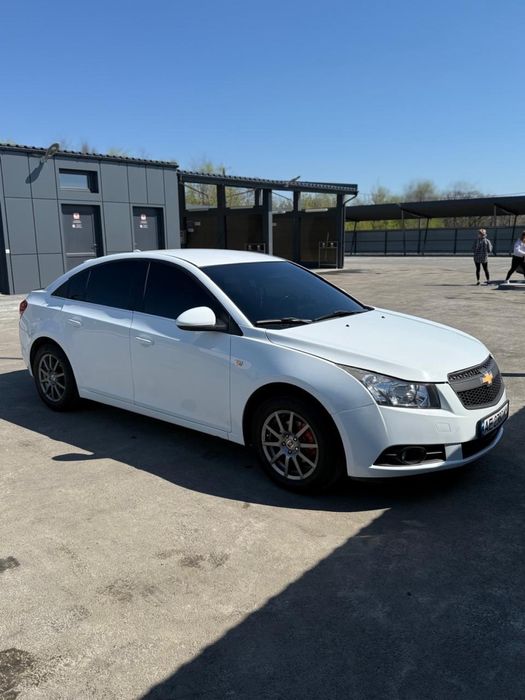 Продам Chevrolet cruze