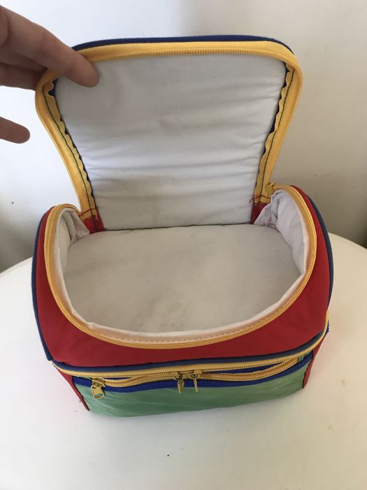 Lancheira Térmica com 2 Compartimentos Independentes