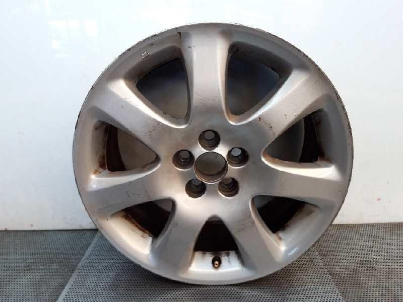 Pneu Toyota Avensis Berlina T25