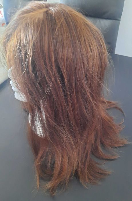 Peruca cabelo natural, cor castanho, como nova, marca Ellen Wille