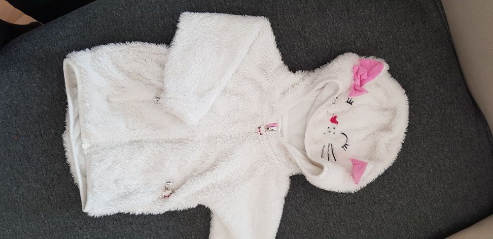 Bluza biała z uszami kotek 74
