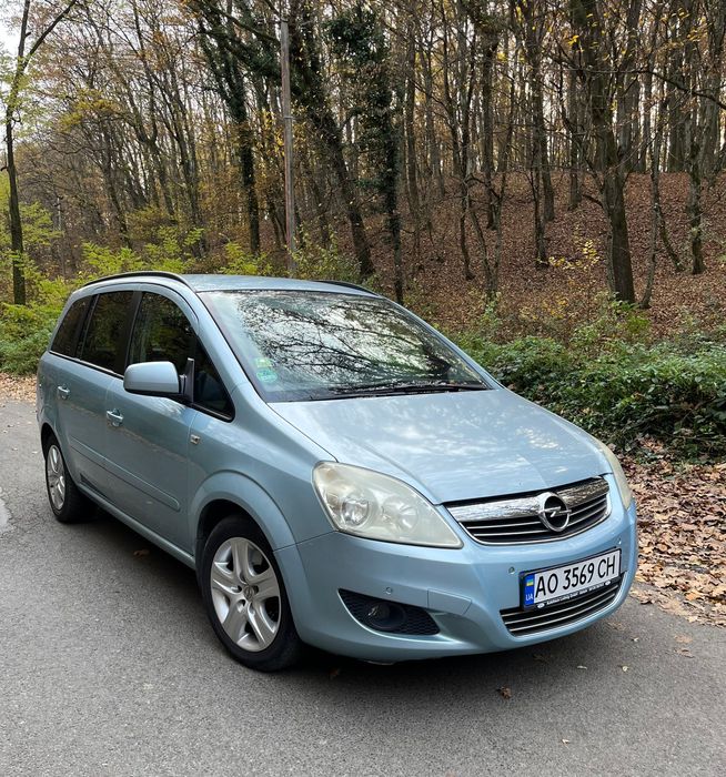 Продам власне авто Opel Zafira  Ужгород