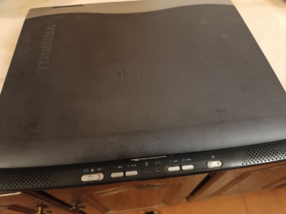 Portátil Toshiba satellite antigo