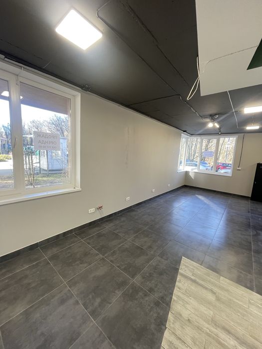 Продаж приміщення 61 кв м ЖК Теремки, вул. Заболотного, 15