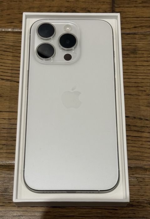 iPhone 15 Pro 256Gb