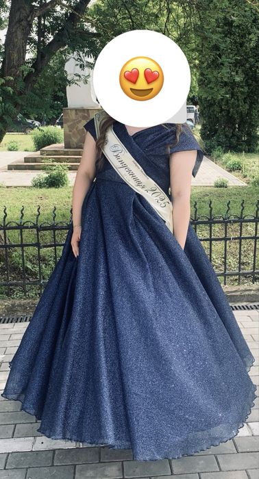 Випускна сукня розмір 56