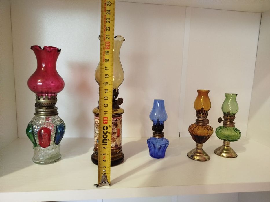 Вінтажні міні гасові лампи.