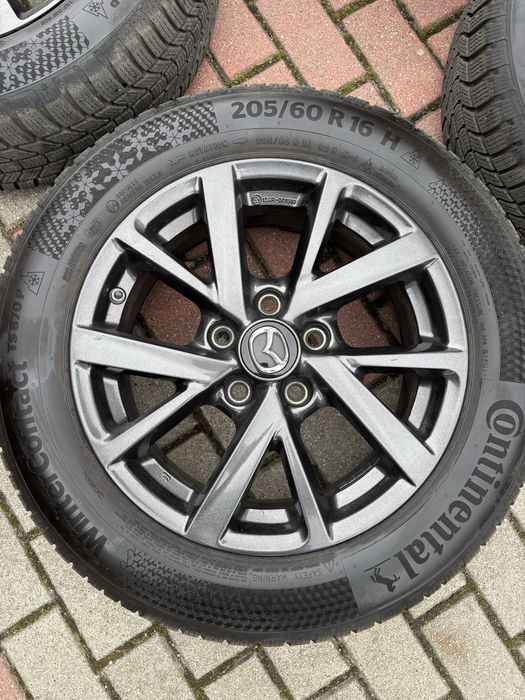 Koła zimowe alufelgi Mazda 16 cali czujniki TPMS