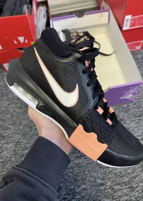 Nike LeBron Witness 8 , кросівки