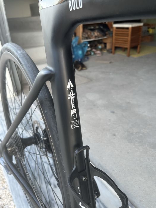 WRC BOLD carbono