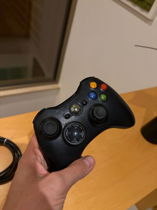 Console Xbox 360 Slim 250GB + Controller + HDMI