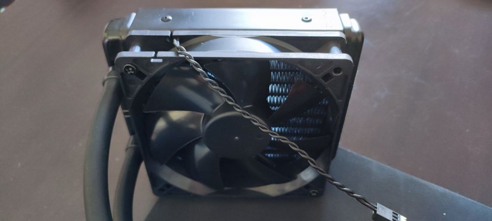 Placa gráfica MSI GTX 1080 Gaming X 8GB | NZXT Kraken G12