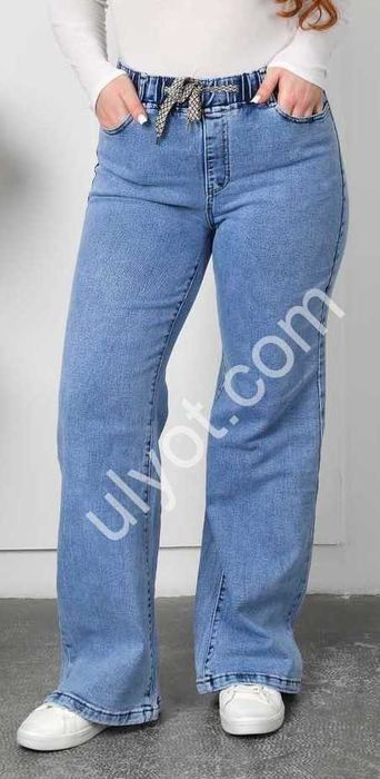 Джинсы женские оптом от 395 грн. Модные, молодежные большой выбор