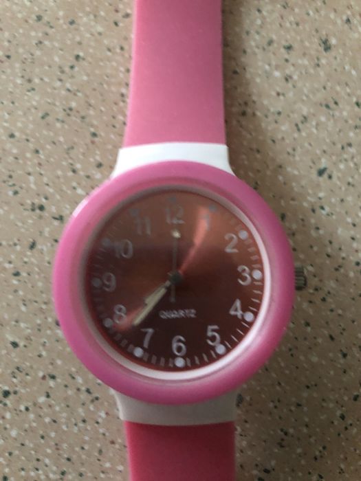 Zegarek damski na baterie