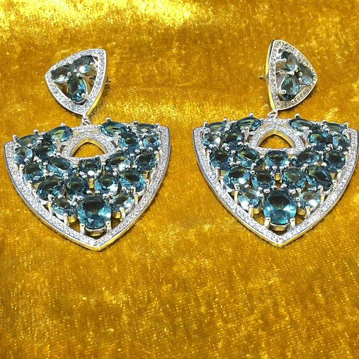 Brincos prata 925 pedra azul escuro 6 cm