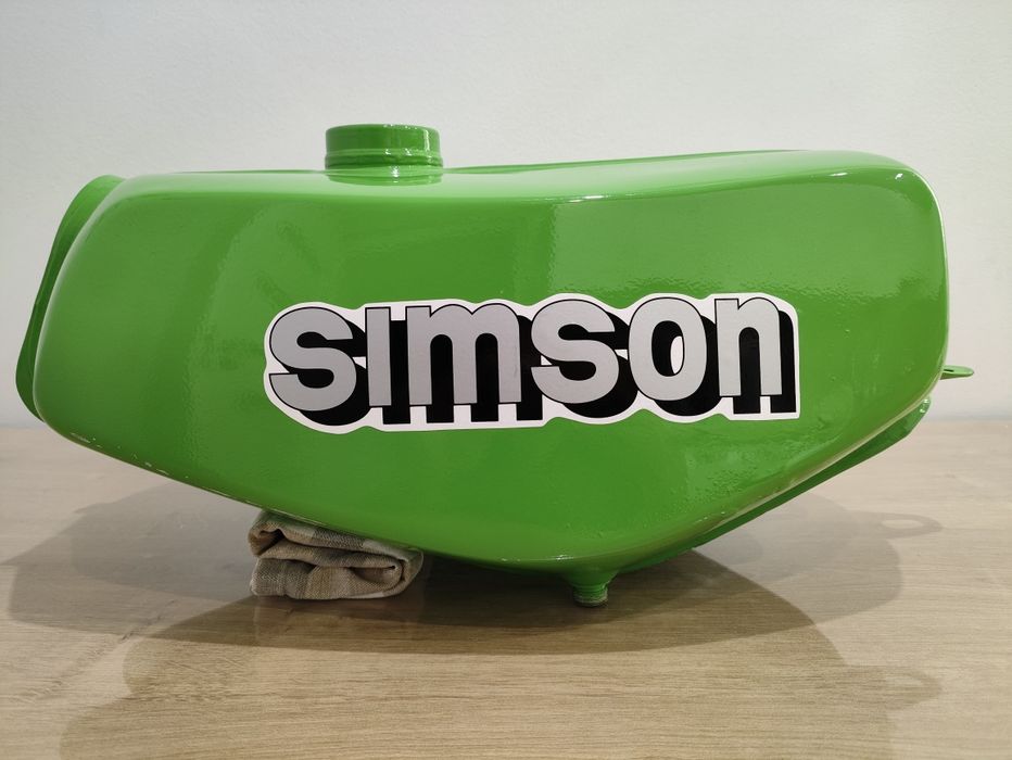 Bak Simson S51, zbiornik paliwa.