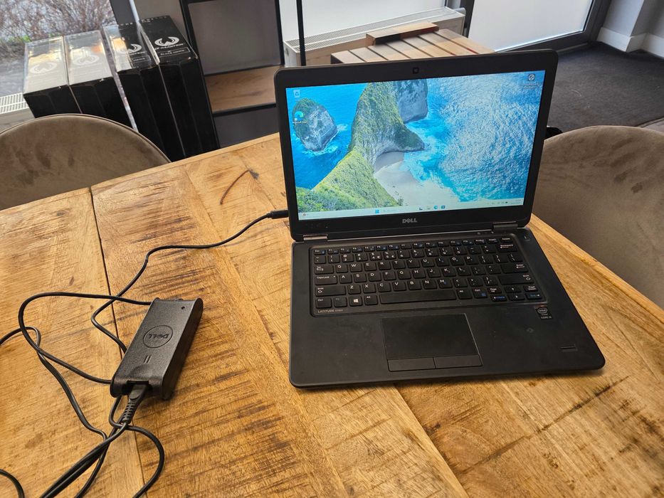 Laptop DELL Latitude E7450 14" i5-5300u\12GB\120SSD\W11P