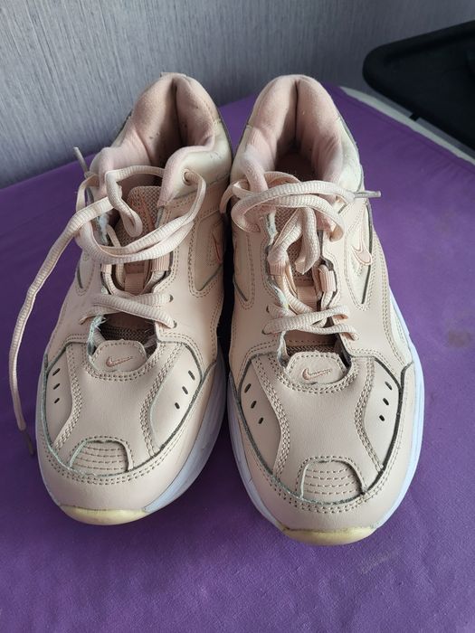 Жіночі кросівки nike