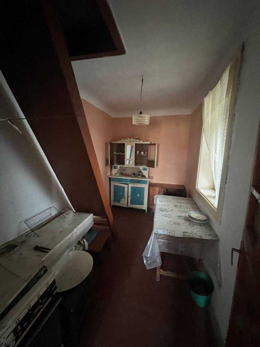 Продається будинок із земельною ділянкою у с. Підпечери