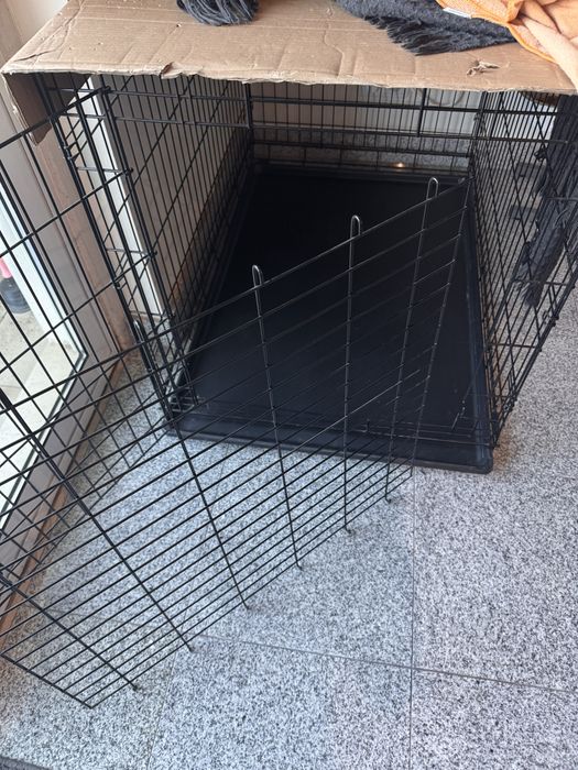 Crate/ jaula para cao ajustavel