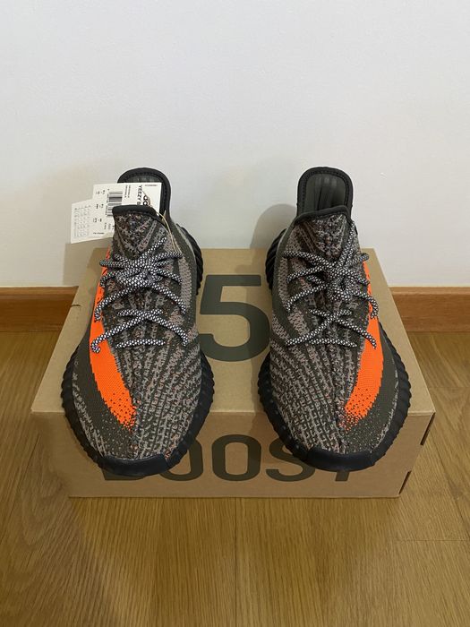 Yeezy Boost 350 V2 - Carbon Beluga EU44 // US10