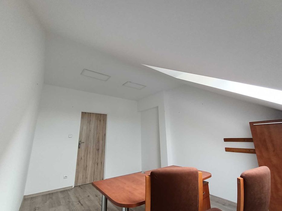 Wynajmę lokal biurowy 13,5m2 , Olecko