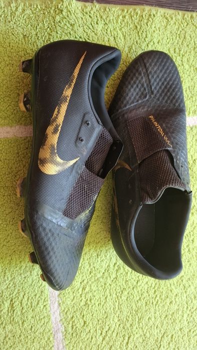 Продам взуття у відмінному стані