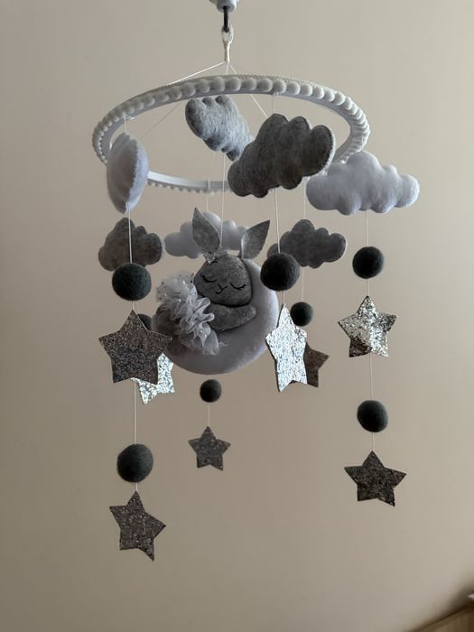 Дитячий мобіль на ліжечко