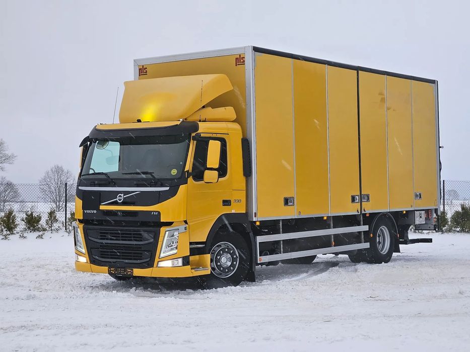 Volvo Fm 330  Volvo euro6 otwierany kontener winda sprowadzony scania mercedes